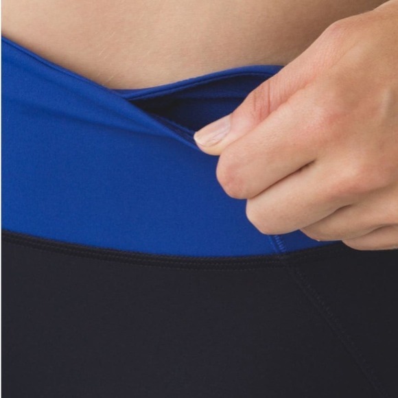 Lululemon Rain-On Train-On Women's Black Blue Full Length Leggings Size 8 - Picture 11 of 13